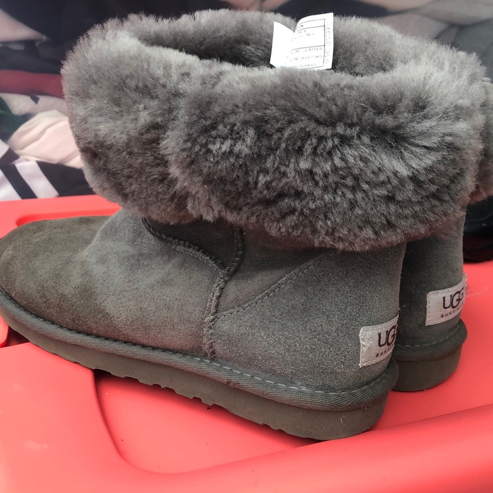 Uggs Grey - image 1